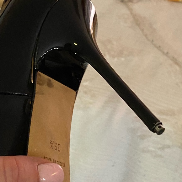 Jimmy Choo ‘Love 100’ Patent Leather Pointed Toe Pumps, Black | EU 39.5 - Picture 9 of 13